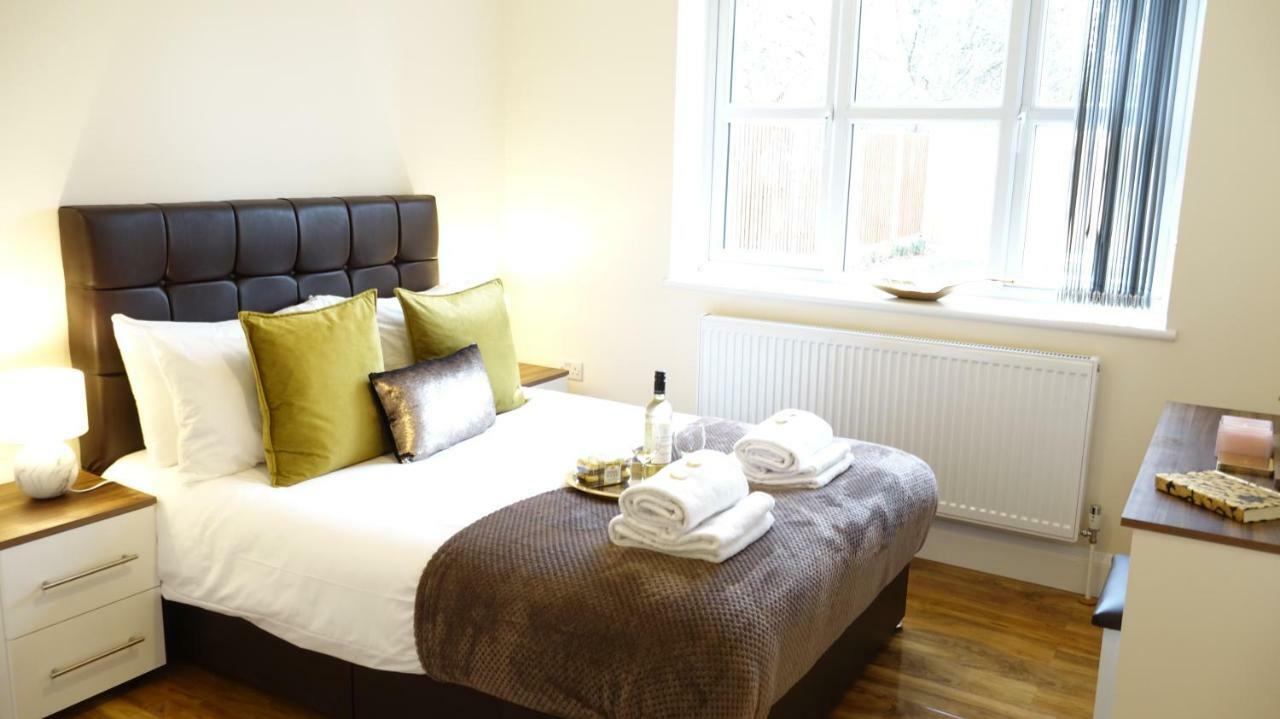 Luxury 2 Bed 2 Bath - Free Parking - 5Min To Airport - Sleeps 6 Apartamento Ashford  Exterior foto