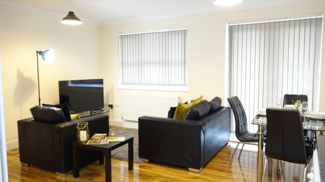 Luxury 2 Bed 2 Bath - Free Parking - 5Min To Airport - Sleeps 6 Apartamento Ashford  Exterior foto