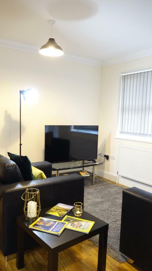 Luxury 2 Bed 2 Bath - Free Parking - 5Min To Airport - Sleeps 6 Apartamento Ashford  Exterior foto