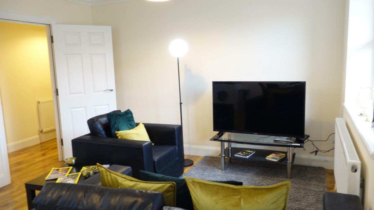 Luxury 2 Bed 2 Bath - Free Parking - 5Min To Airport - Sleeps 6 Apartamento Ashford  Exterior foto