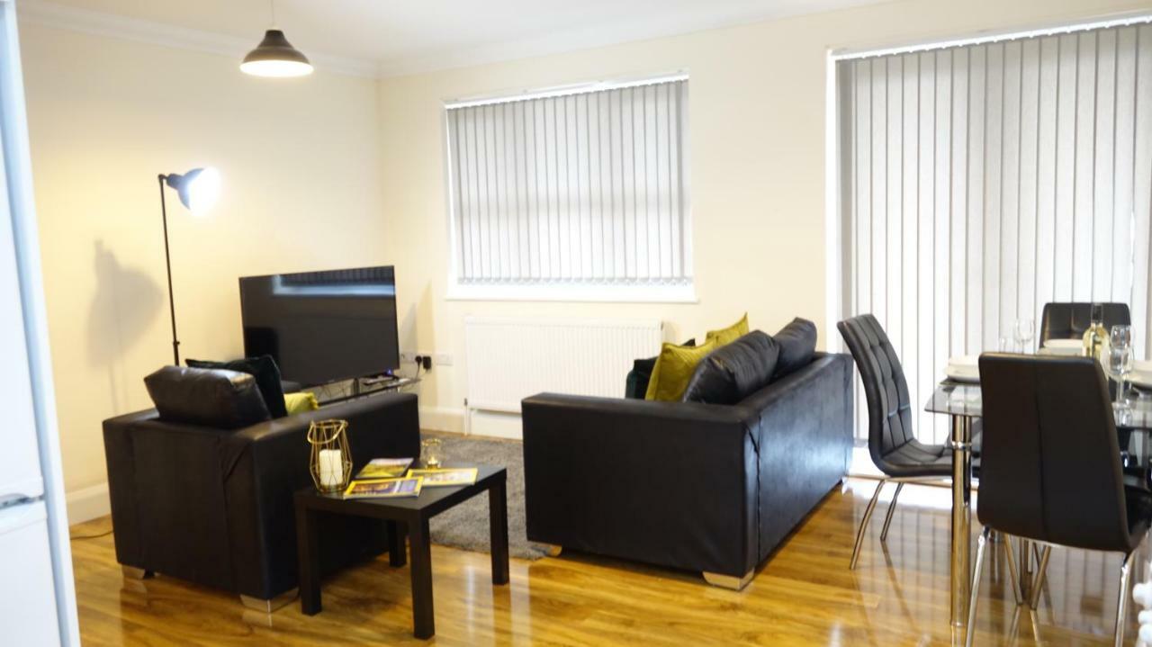 Luxury 2 Bed 2 Bath - Free Parking - 5Min To Airport - Sleeps 6 Apartamento Ashford  Exterior foto