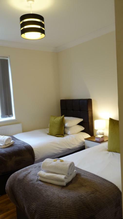Luxury 2 Bed 2 Bath - Free Parking - 5Min To Airport - Sleeps 6 Apartamento Ashford  Exterior foto