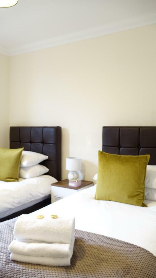 Luxury 2 Bed 2 Bath - Free Parking - 5Min To Airport - Sleeps 6 Apartamento Ashford  Exterior foto
