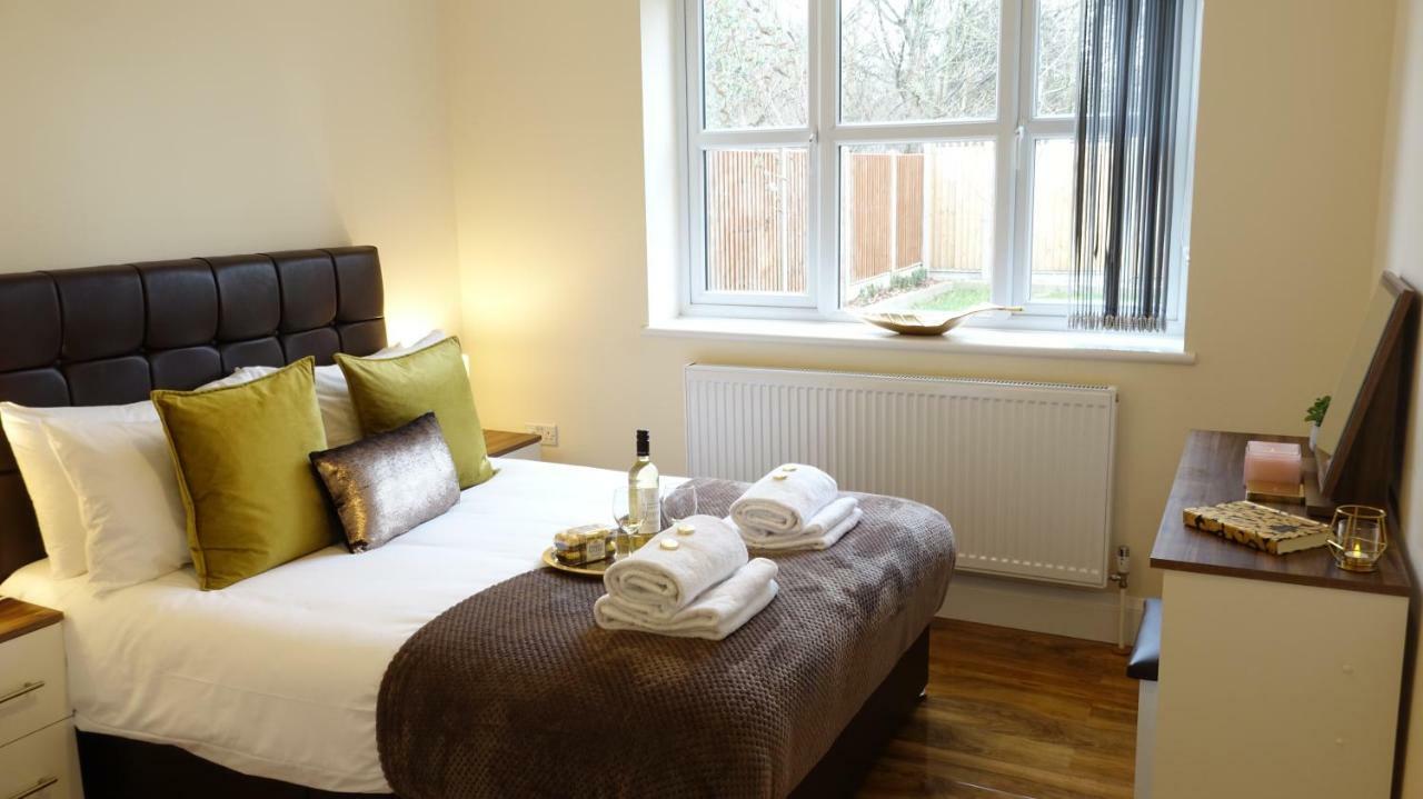 Luxury 2 Bed 2 Bath - Free Parking - 5Min To Airport - Sleeps 6 Apartamento Ashford  Exterior foto