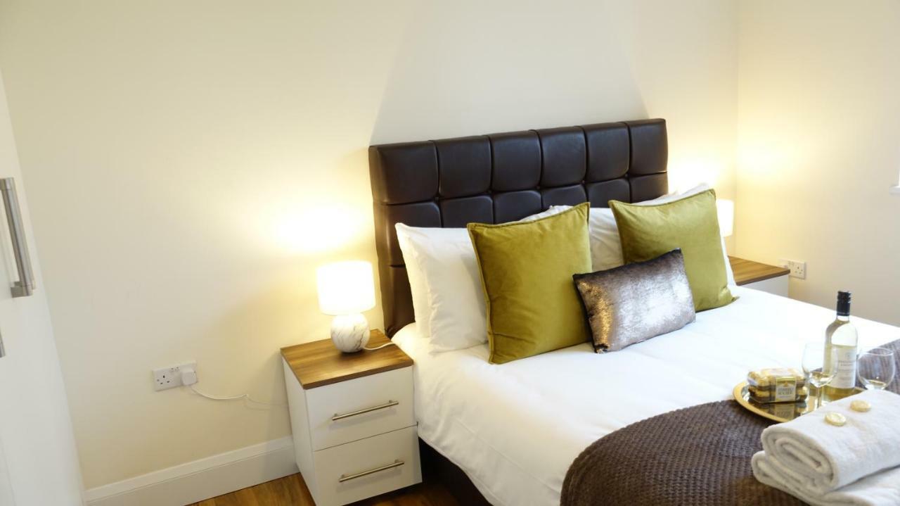 Luxury 2 Bed 2 Bath - Free Parking - 5Min To Airport - Sleeps 6 Apartamento Ashford  Exterior foto