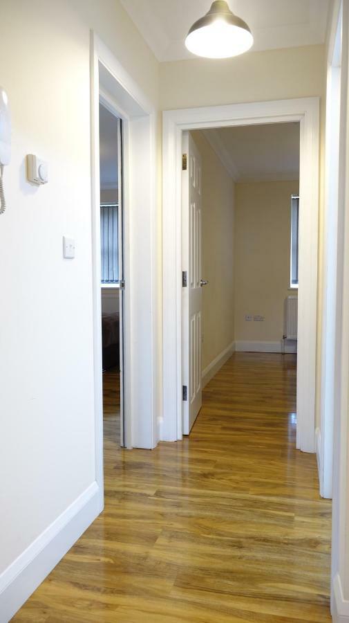 Luxury 2 Bed 2 Bath - Free Parking - 5Min To Airport - Sleeps 6 Apartamento Ashford  Exterior foto